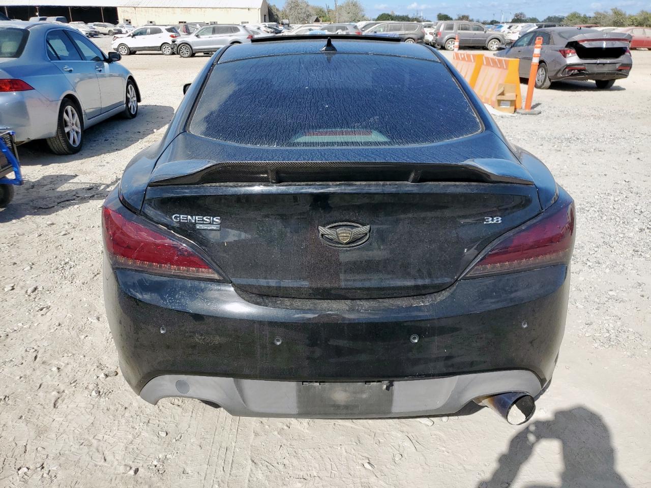 2013 Hyundai Genesis Coupe 3.8L VIN: KMHHU6KJ9DU096821 Lot: 93217755