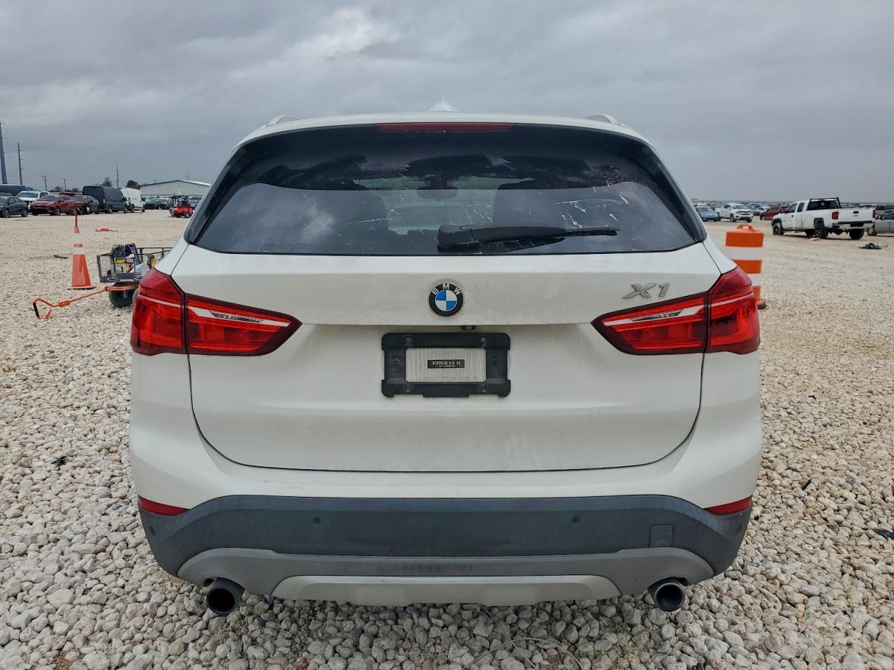 2017 BMW X1 xDrive28I VIN: WBXHT3C32H5F81765 Lot: 93778935