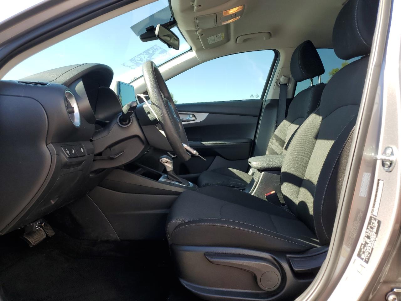 2024 Kia Forte Lx VIN: 3KPF24AD2RE729361 Lot: 92198565