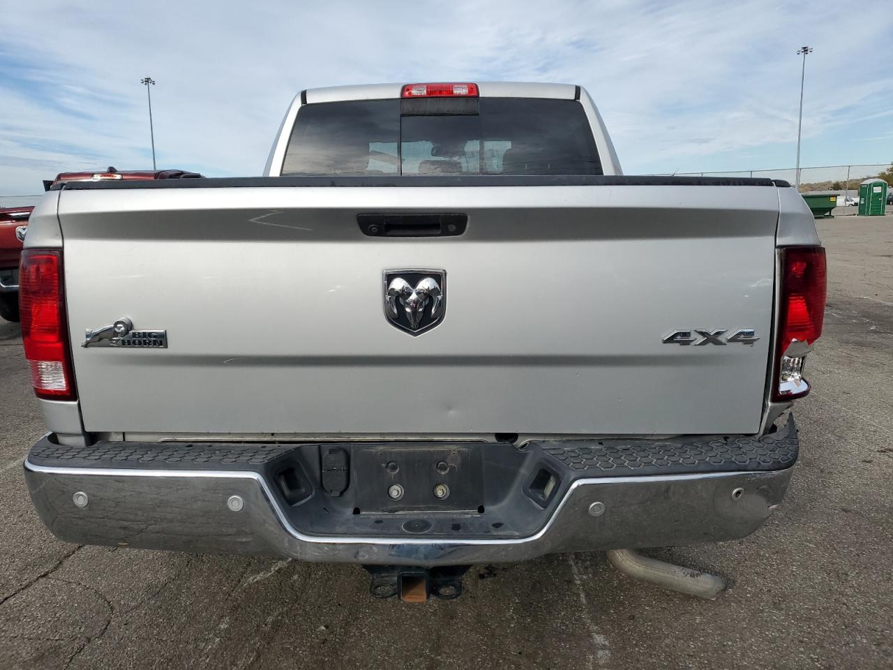 2018 Ram 1500 Slt VIN: 3C6RR7LG7JG252668 Lot: 91438705