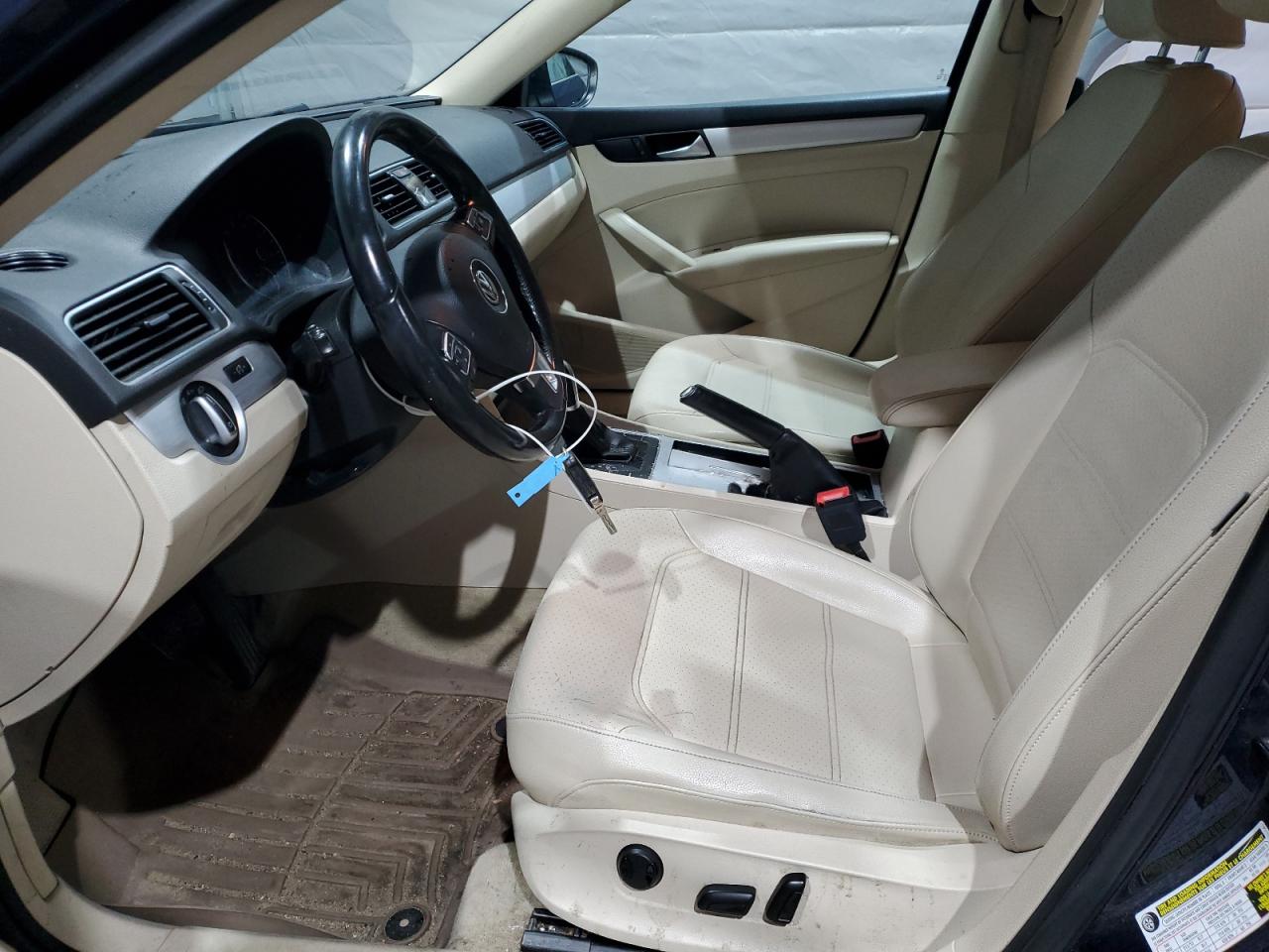 2012 Volkswagen Passat Se VIN: 1VWBP7A31CC093181 Lot: 93381075