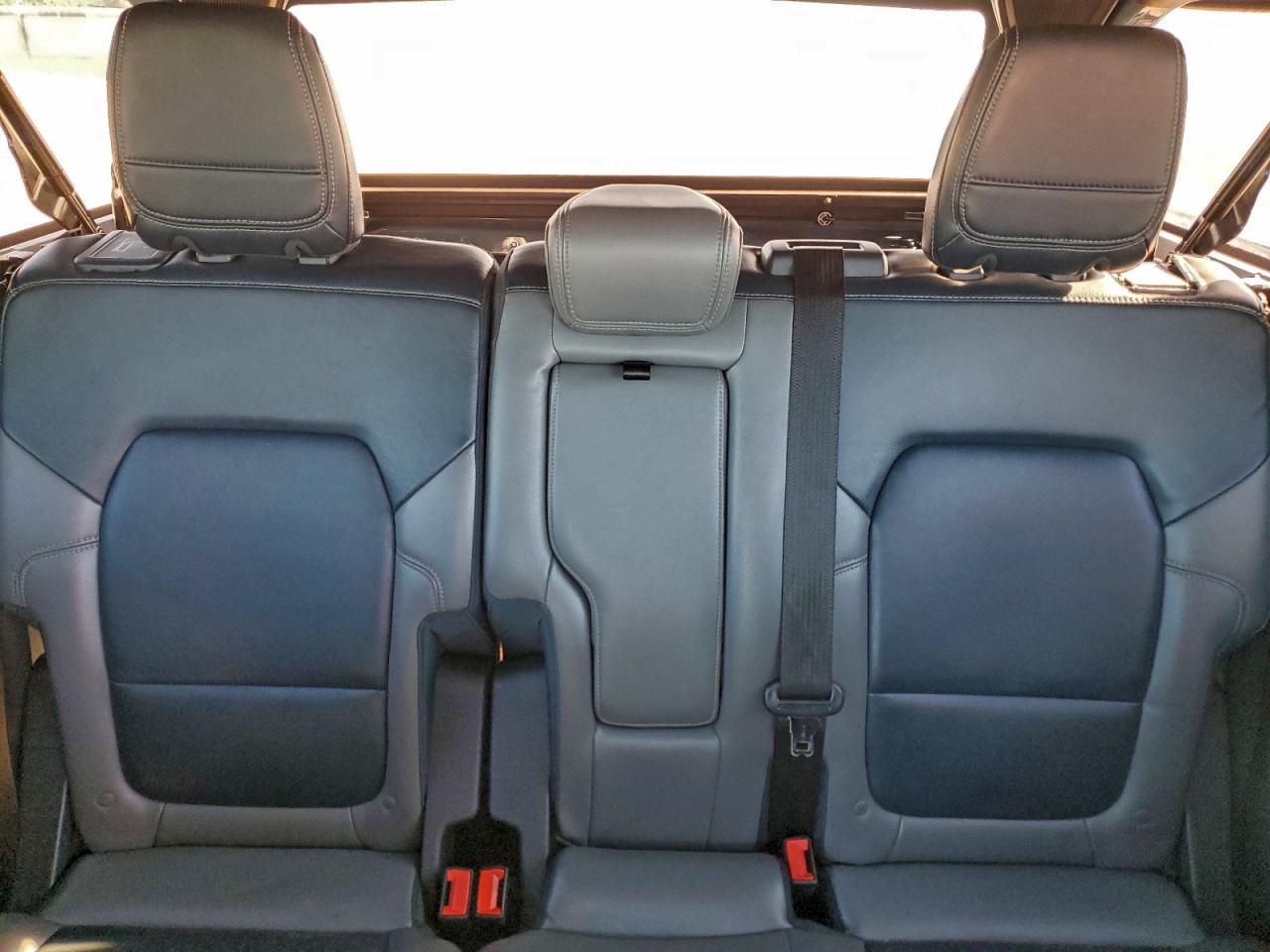 2021 Ford Bronco Base VIN: 1FMDE5DH9MLA98039 Lot: 91926575