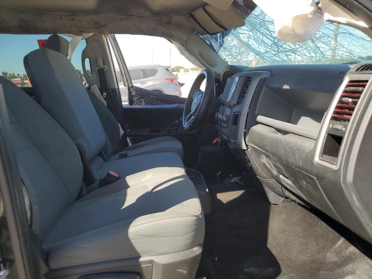 2016 Ram 1500 St VIN: 3C6RR6KT2GG269945 Lot: 92448635