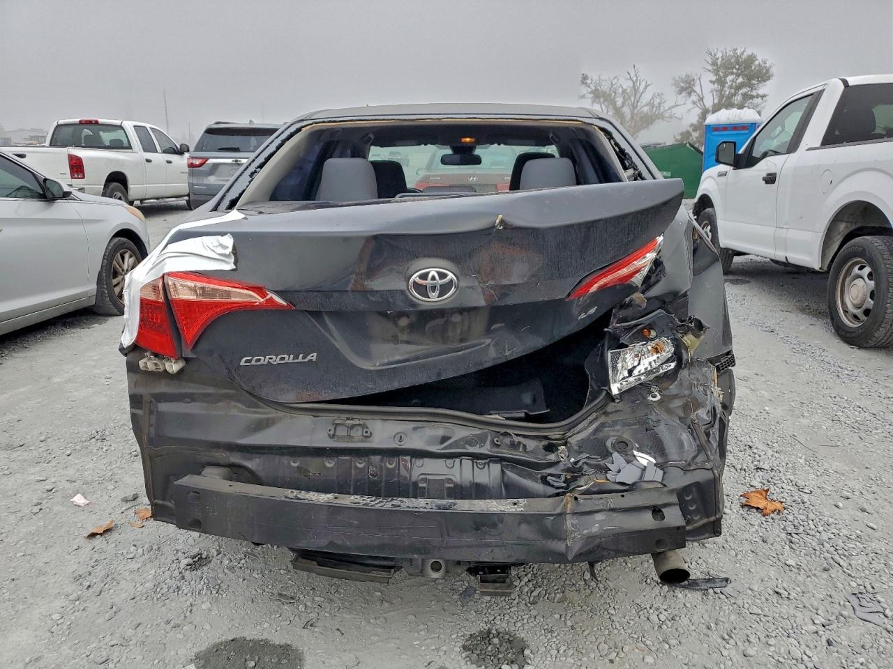 2017 Toyota Corolla L VIN: 2T1BURHE9HC915707 Lot: 94095355