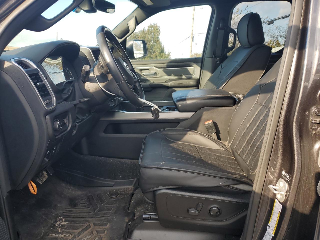 2022 Ram 1500 Big Horn/Lone Star VIN: 1C6SRFBT8NN421555 Lot: 91041255