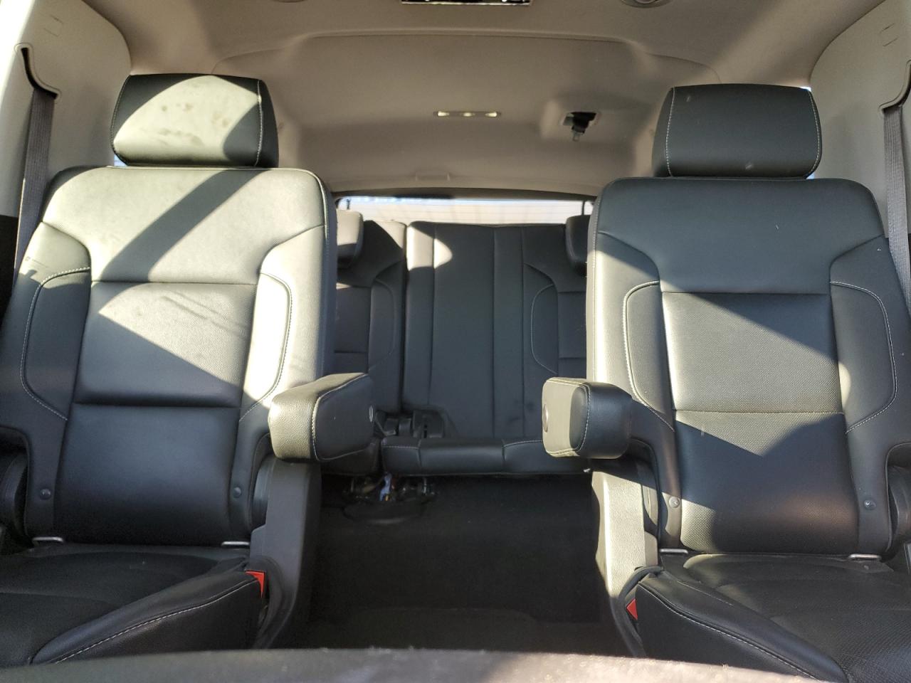 2016 Chevrolet Suburban K1500 Ltz VIN: 1GNSKJKC5GR362581 Lot: 92032445