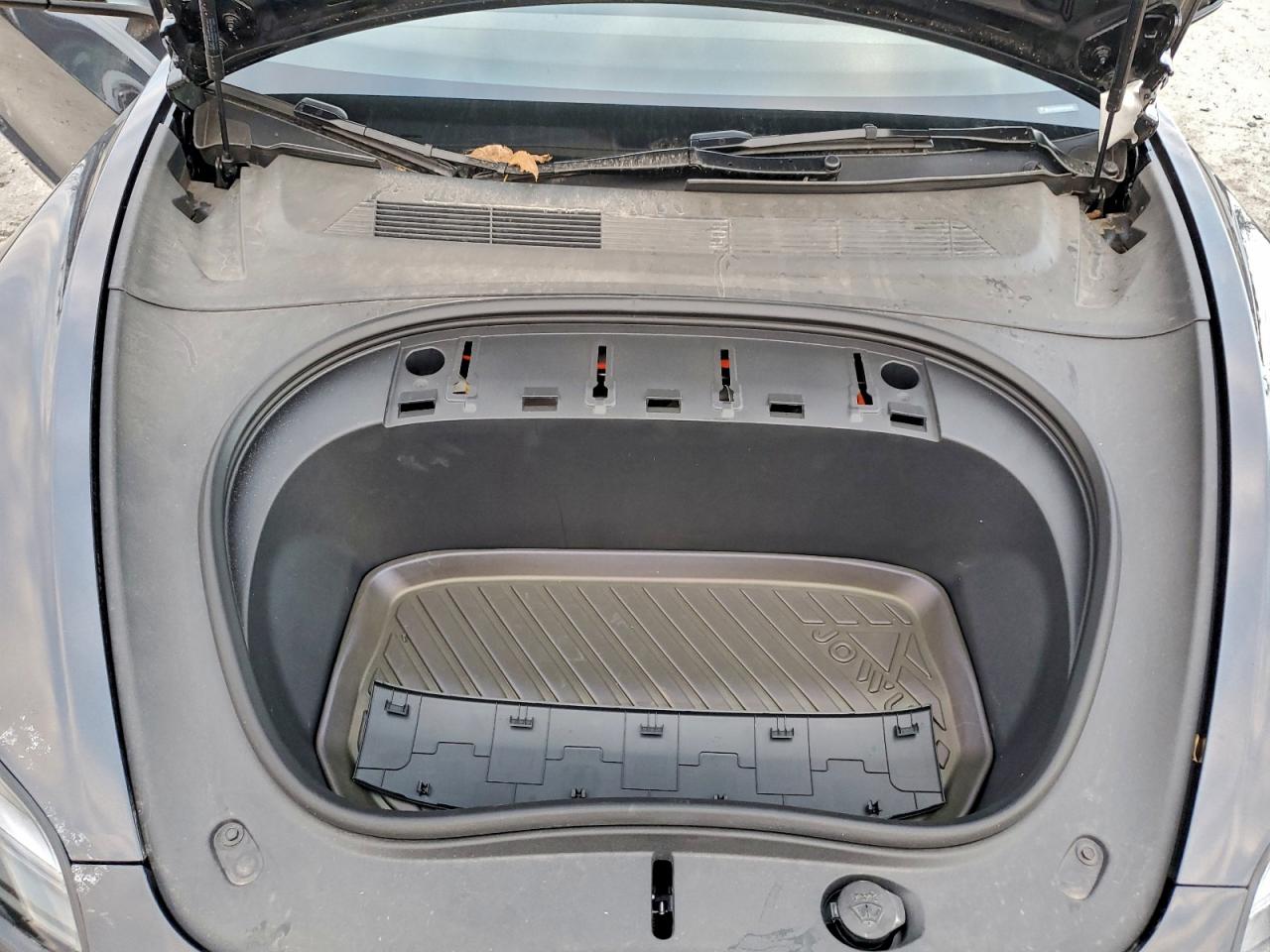 2024 Tesla Model 3 VIN: 5YJ3E1EB2RF821498 Lot: 94389105