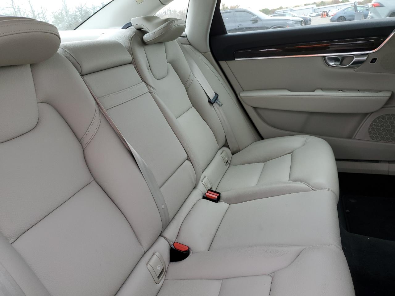 2018 Volvo S90 T6 Momentum VIN: LVY992MK3JP019714 Lot: 92365925