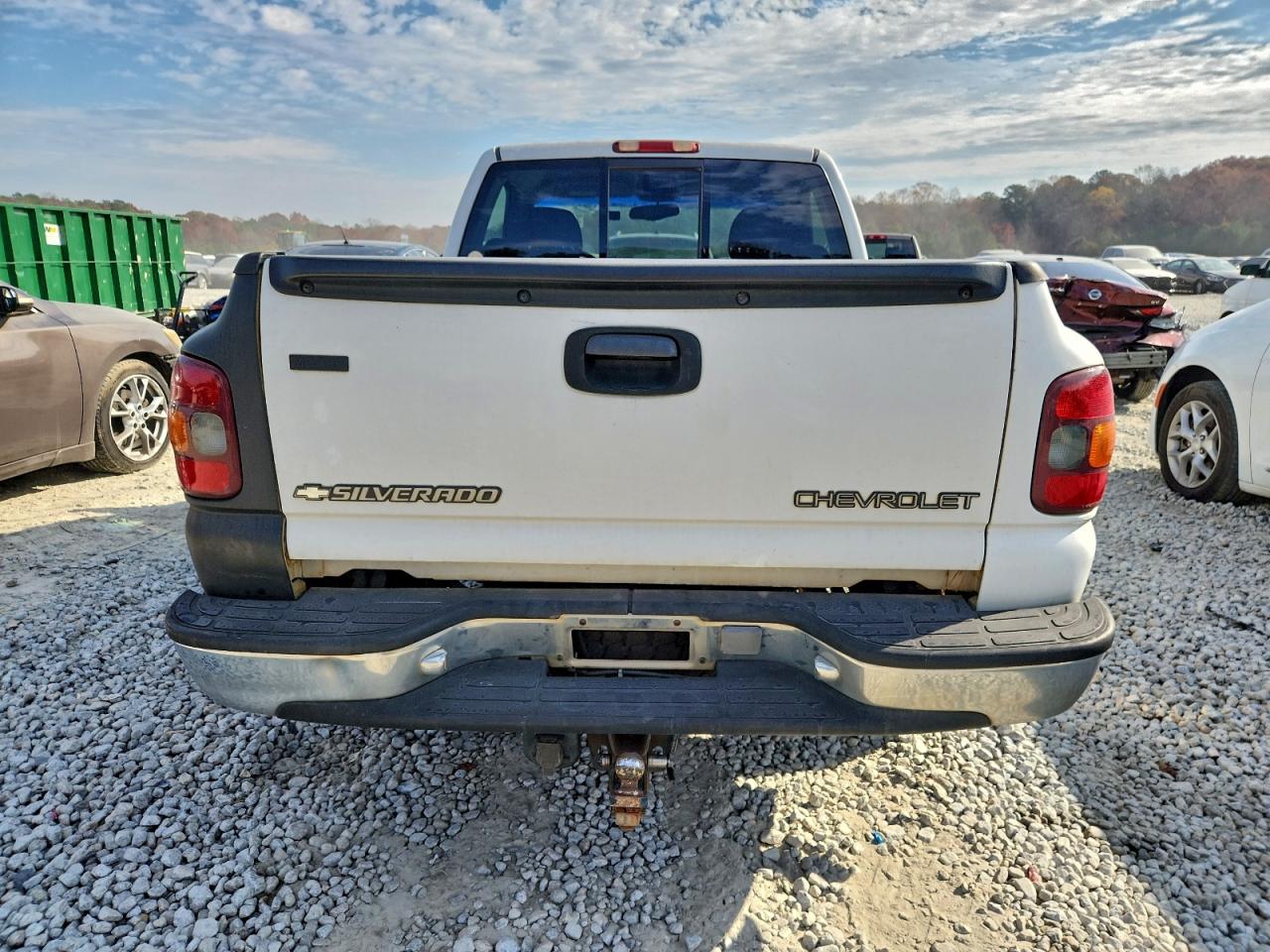 2000 Chevrolet Silverado C1500 VIN: 1GCEC14T2YZ107680 Lot: 93852995