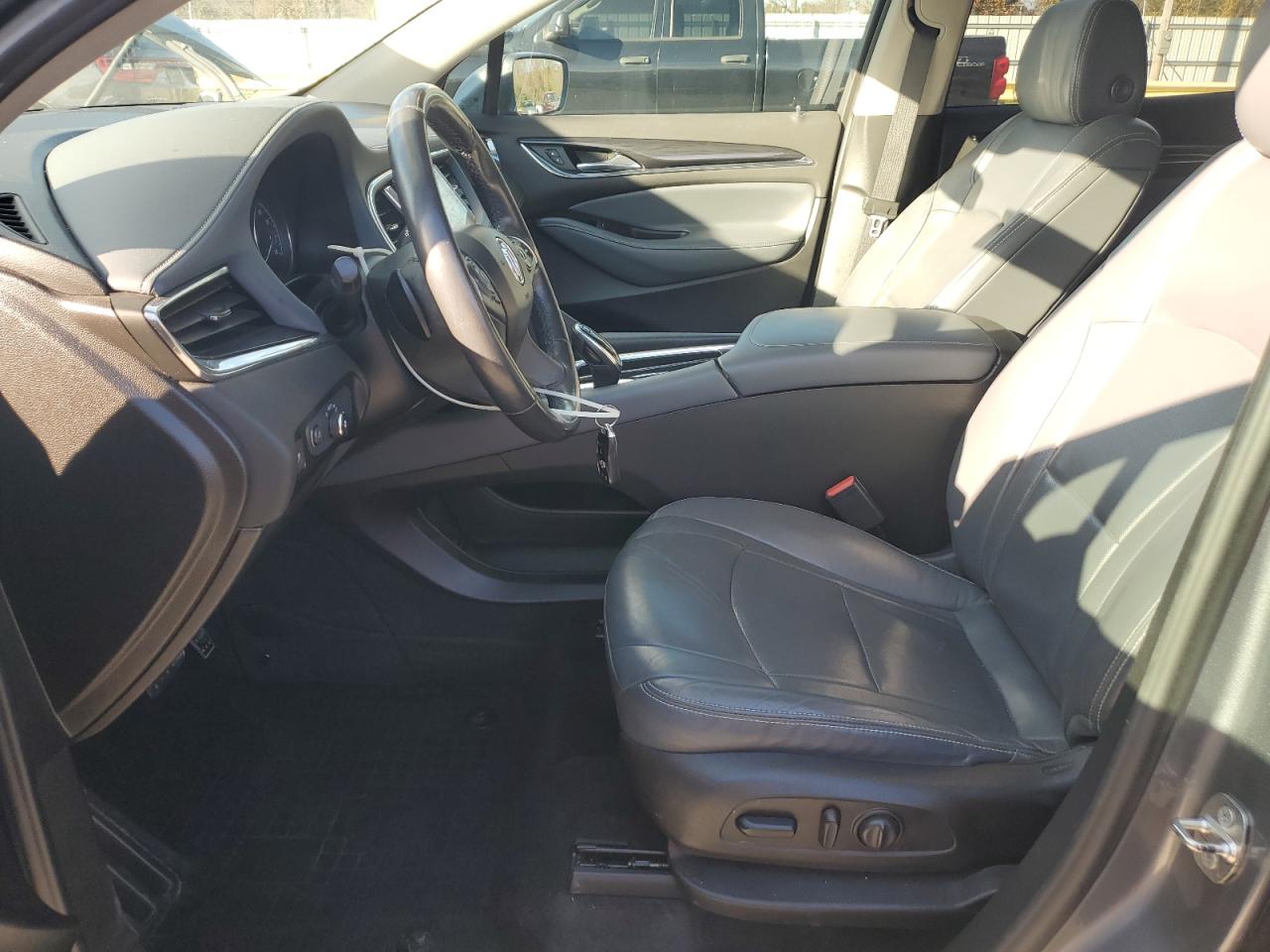 2018 Buick Enclave Essence VIN: 5GAERBKW7JJ241477 Lot: 91190665