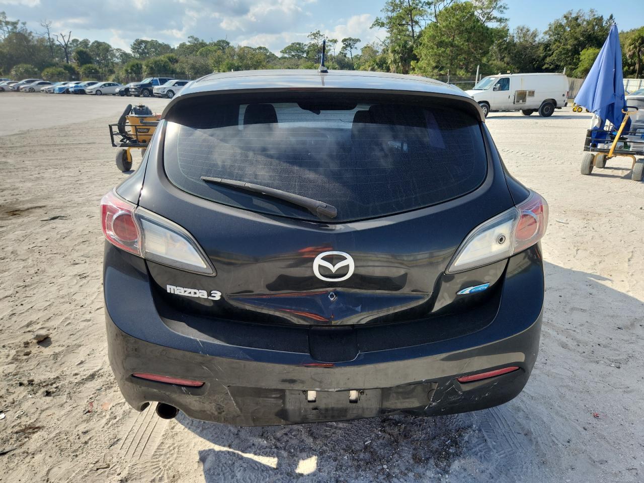 2013 Mazda 3 I VIN: JM1BL1L76D1748086 Lot: 93329285