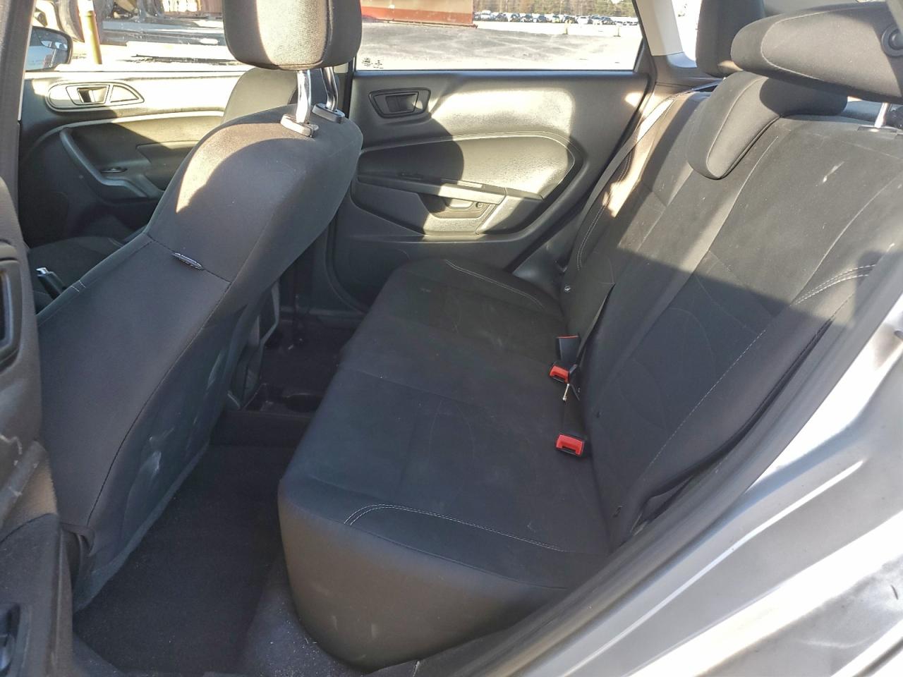 2019 Ford Fiesta Se VIN: 3FADP4BJ2KM164706 Lot: 93665665