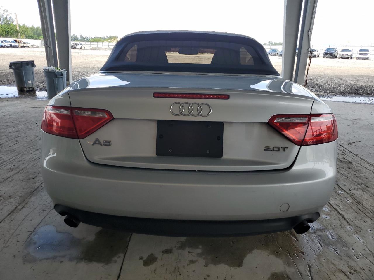 2011 Audi A5 Premium VIN: WAUAFAFH2BN020338 Lot: 92361405