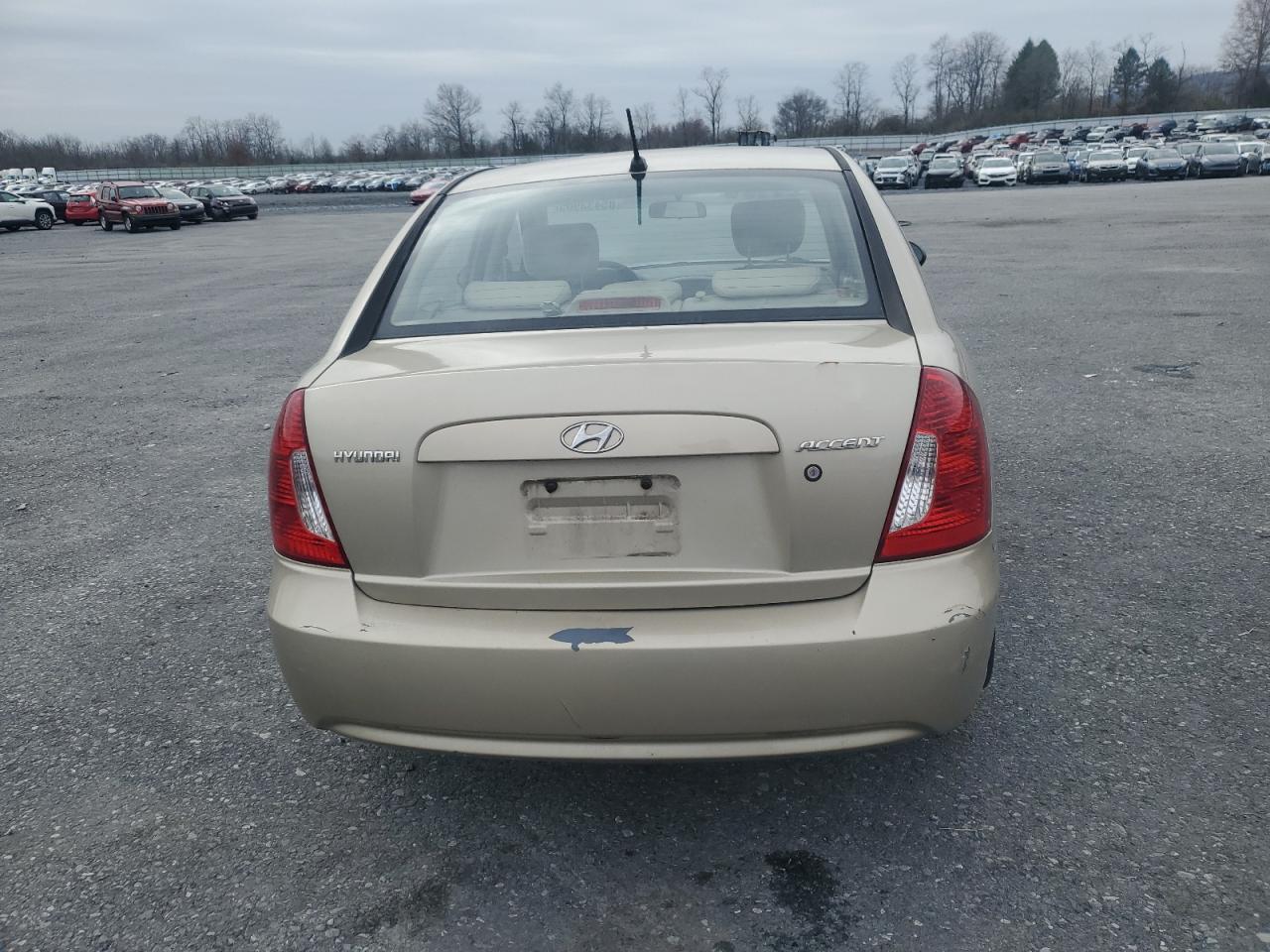 2007 Hyundai Accent Gls VIN: KMHCN46CX7U117946 Lot: 85433905