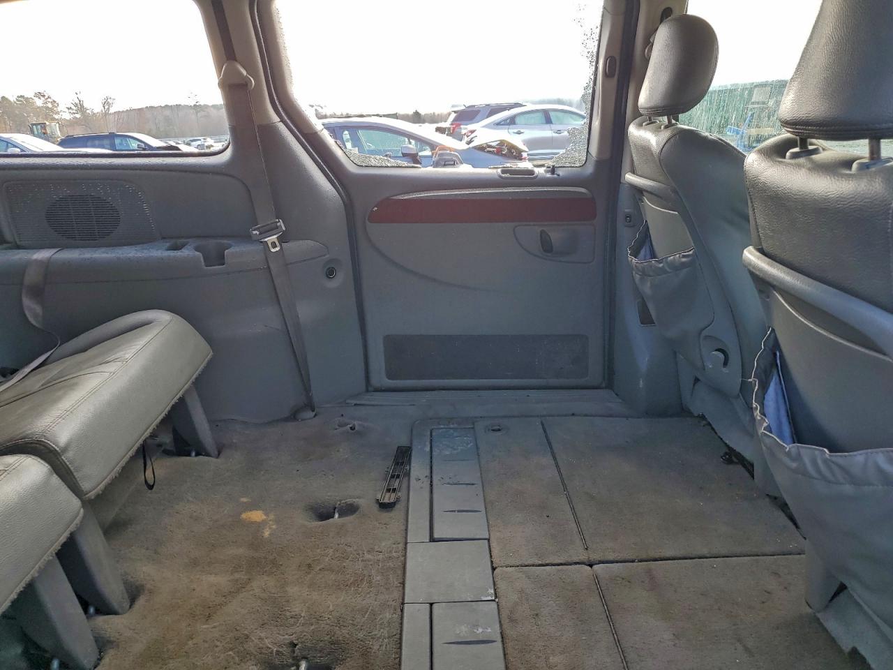 2005 Chrysler Town & Country Limited VIN: 2C8GP64L75R257816 Lot: 93820455