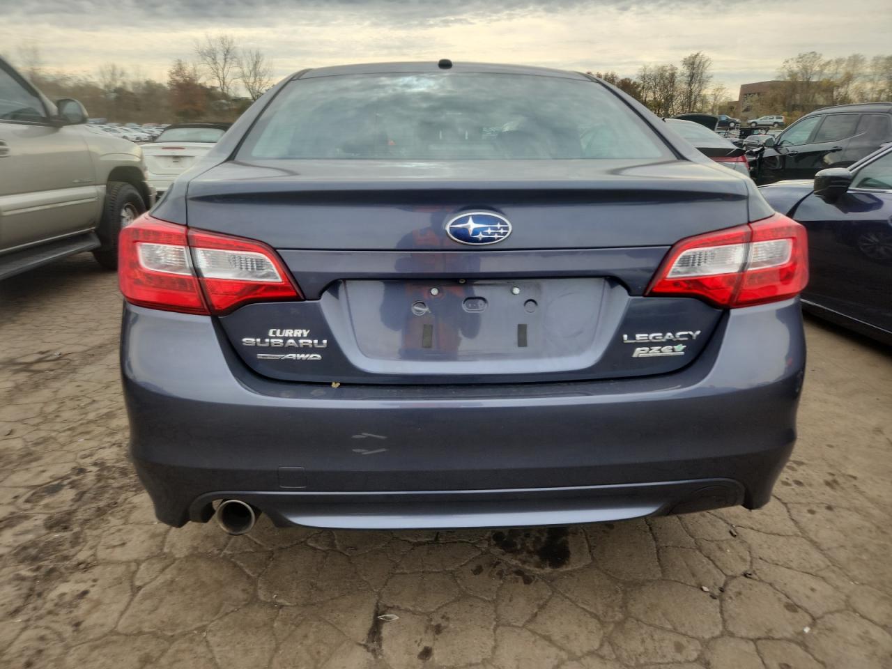 2015 Subaru Legacy 2.5I Premium VIN: 4S3BNAD63F3018059 Lot: 91566675