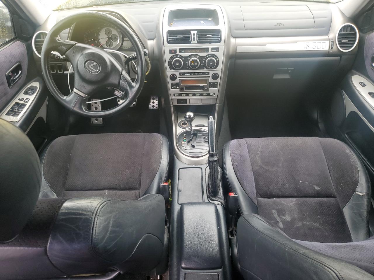 2001 Lexus Is 300 VIN: JTHBD182310023913 Lot: 92641715