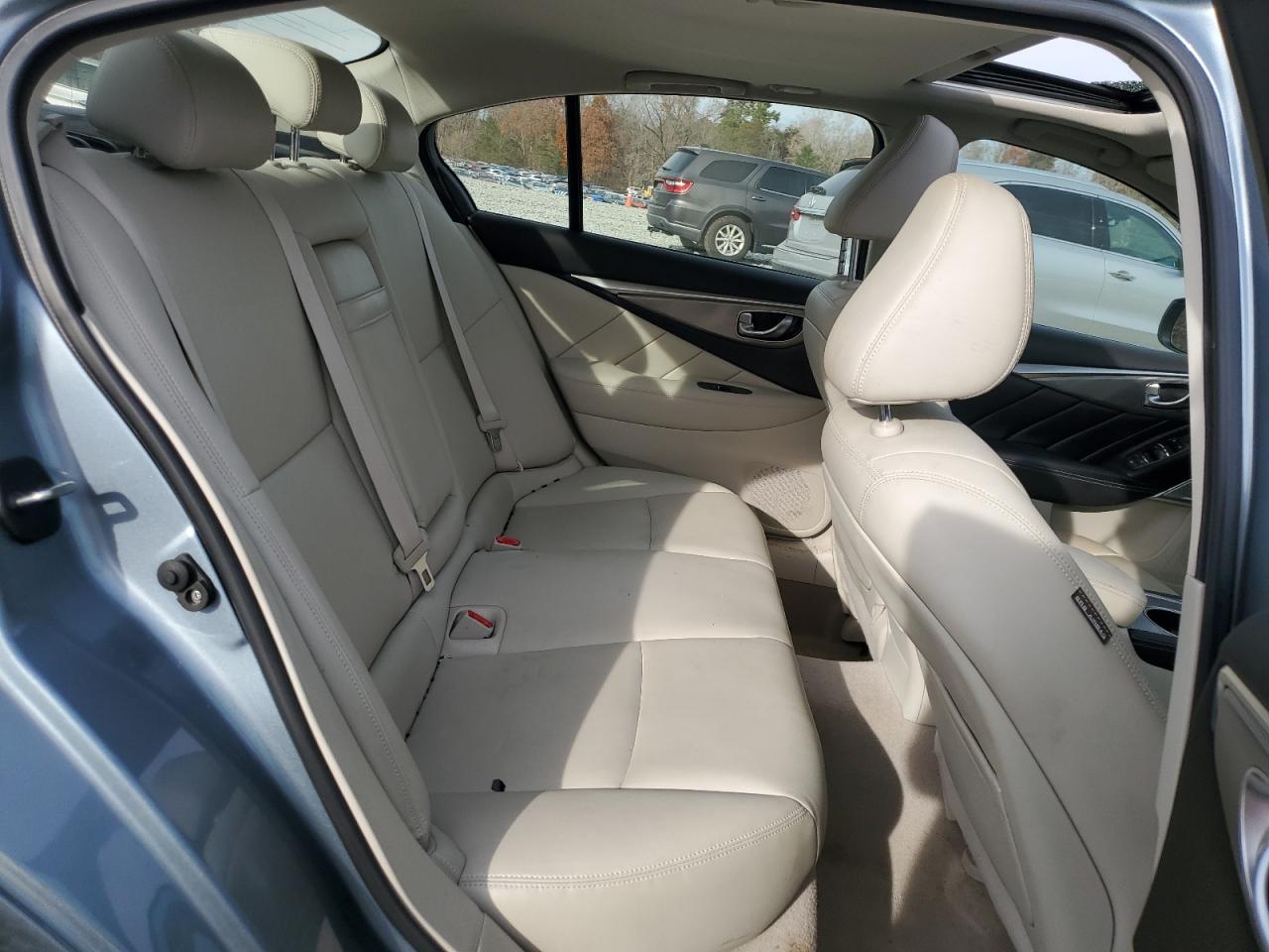 2017 Infiniti Q50 Premium VIN: JN1EV7AP2HM742760 Lot: 93455775