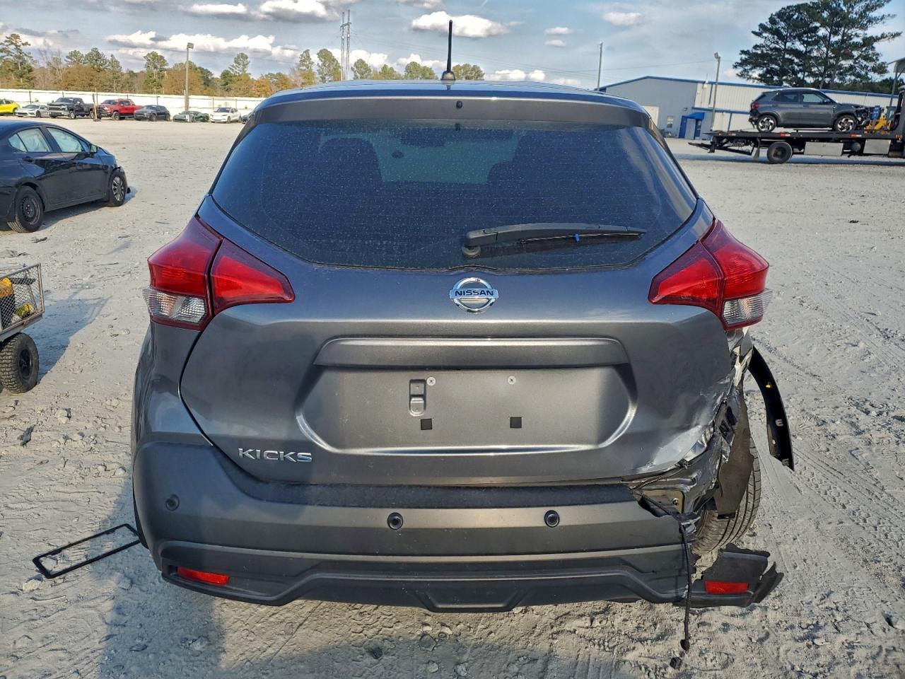 2020 Nissan Kicks S VIN: 3N1CP5BV0LL541672 Lot: 94356485