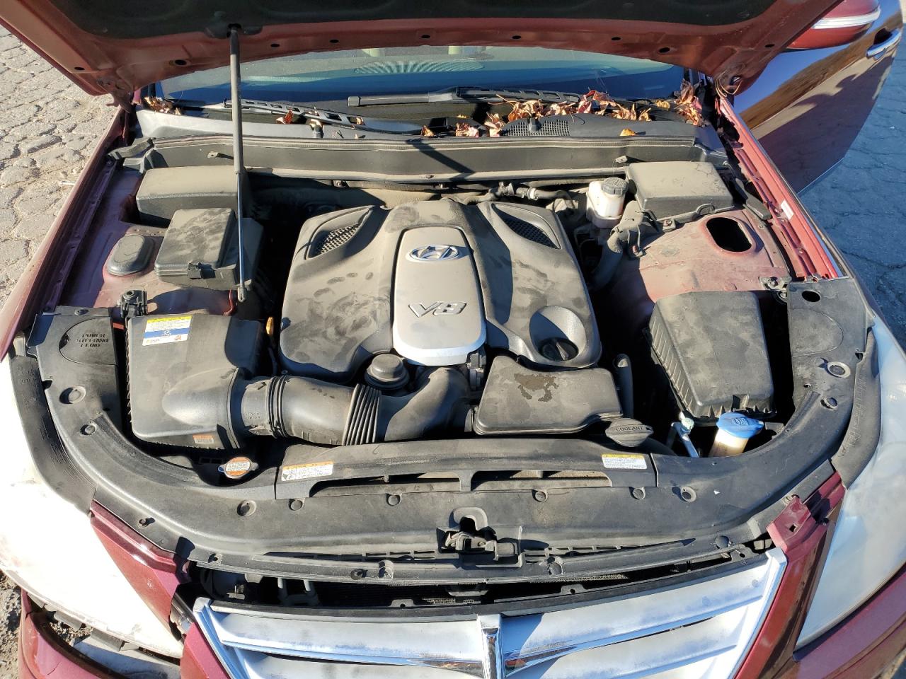 2011 Hyundai Genesis 4.6L VIN: KMHGC4DF3BU139445 Lot: 92187135