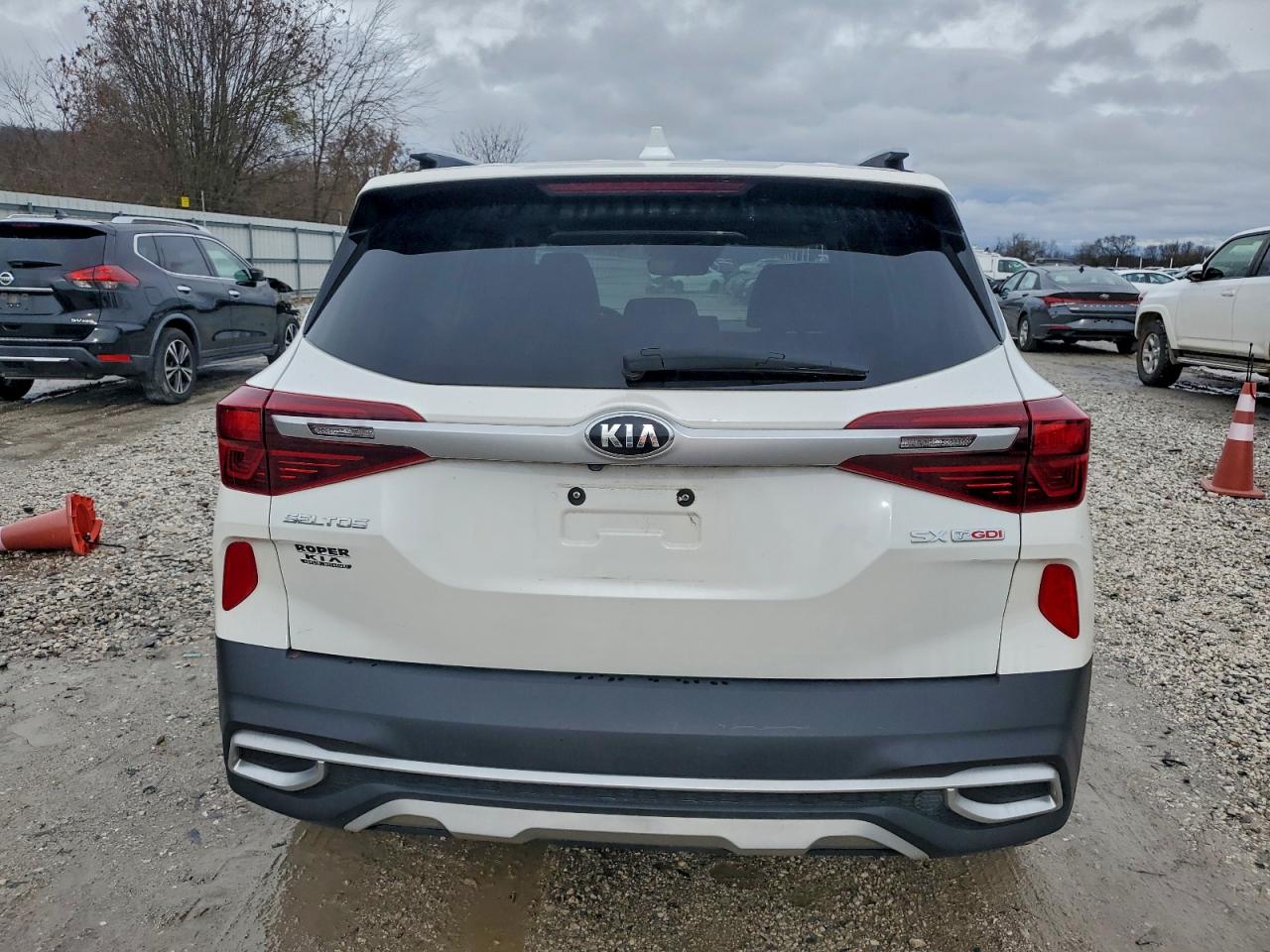 2021 Kia Seltos Sx VIN: KNDETCA27M7111754 Lot: 93986165
