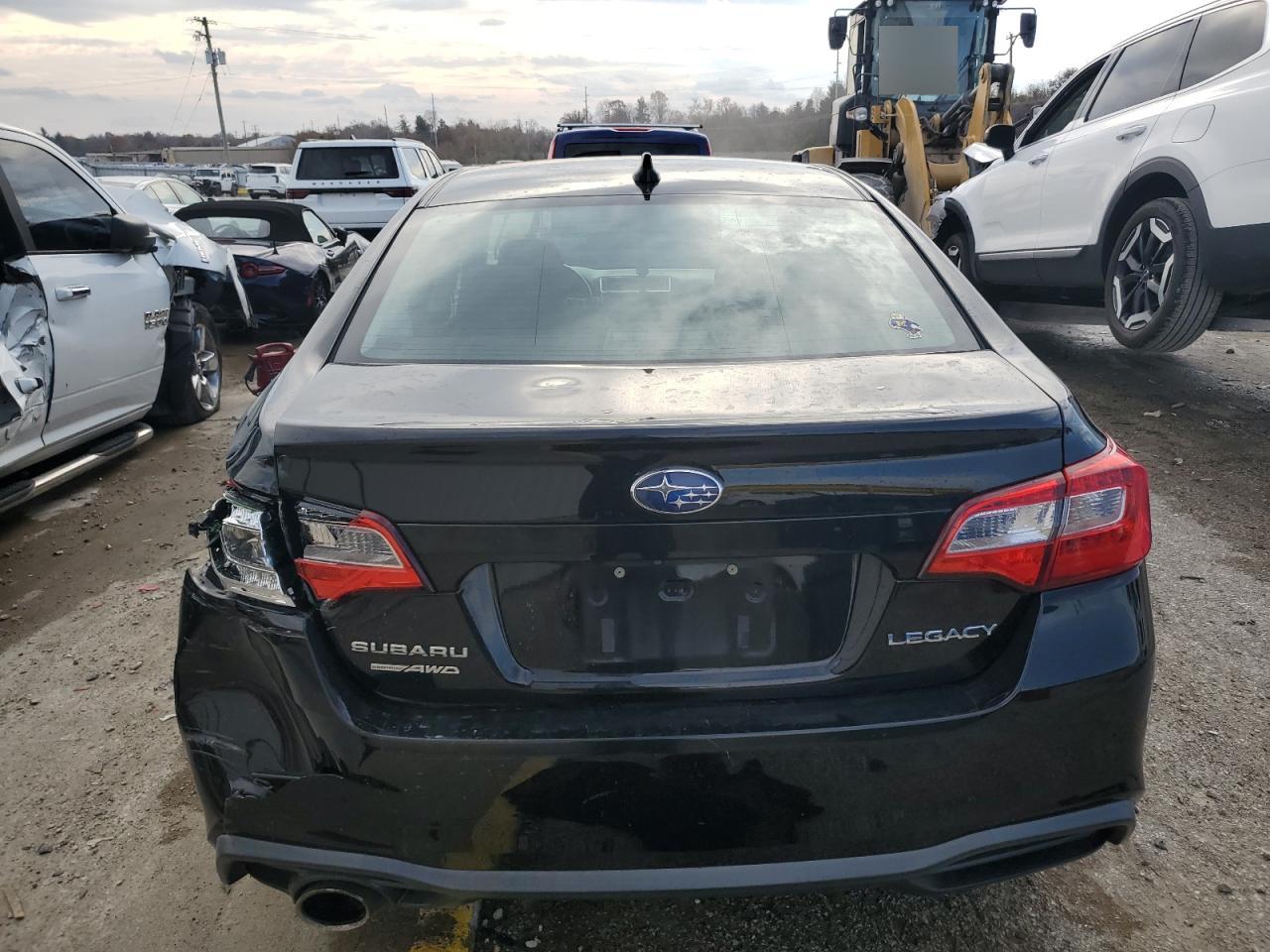 2018 Subaru Legacy 2.5I Premium VIN: 4S3BNAC68J3012333 Lot: 91979565
