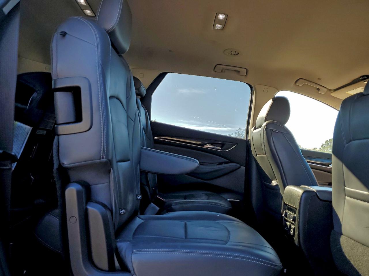 2018 Buick Enclave Essence VIN: 5GAERBKW7JJ131478 Lot: 93567125