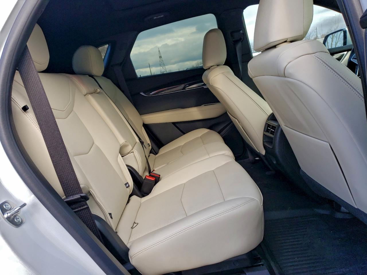 2025 Cadillac Xt5 Sport VIN: 1GYKNGRS4SZ112638 Lot: 94143105