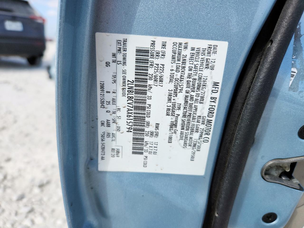 2010 Lincoln Town Car Signature Limited VIN: 2LNBL8CV7AX615794 Lot: 92645515