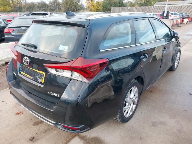 2015 TOYOTA AURIS 1.6 D-4D BUSINESS EDITION 5DR