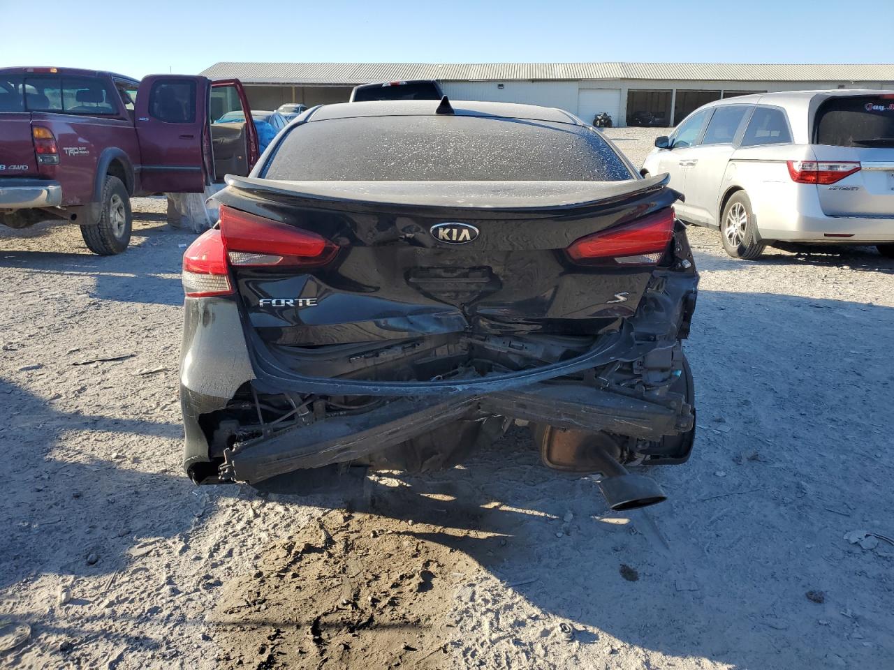 2017 Kia Forte Lx VIN: 3KPFL4A75HE105723 Lot: 93030645