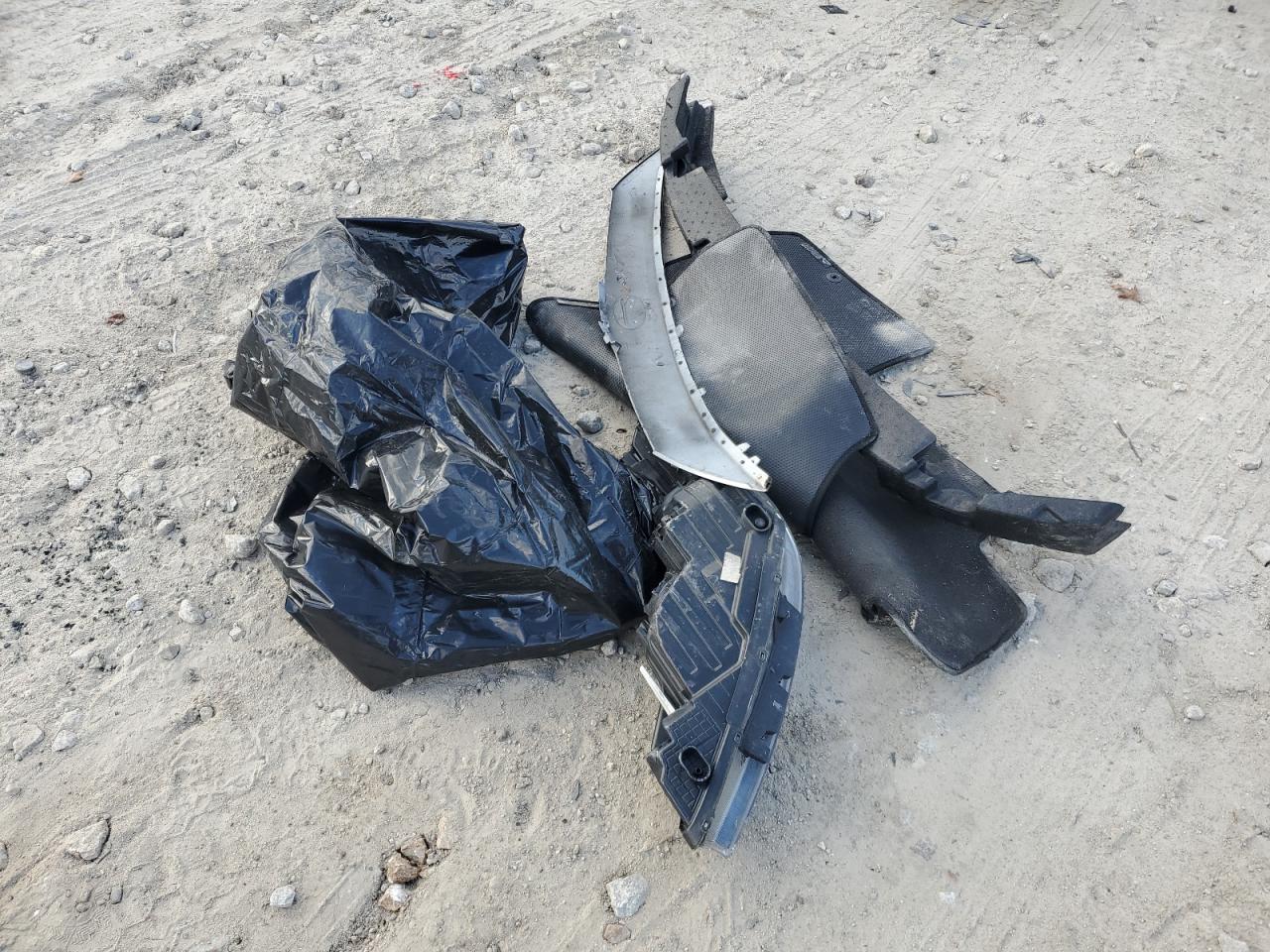 2017 Kia Forte Lx VIN: 3KPFK4A74HE104274 Lot: 90813955