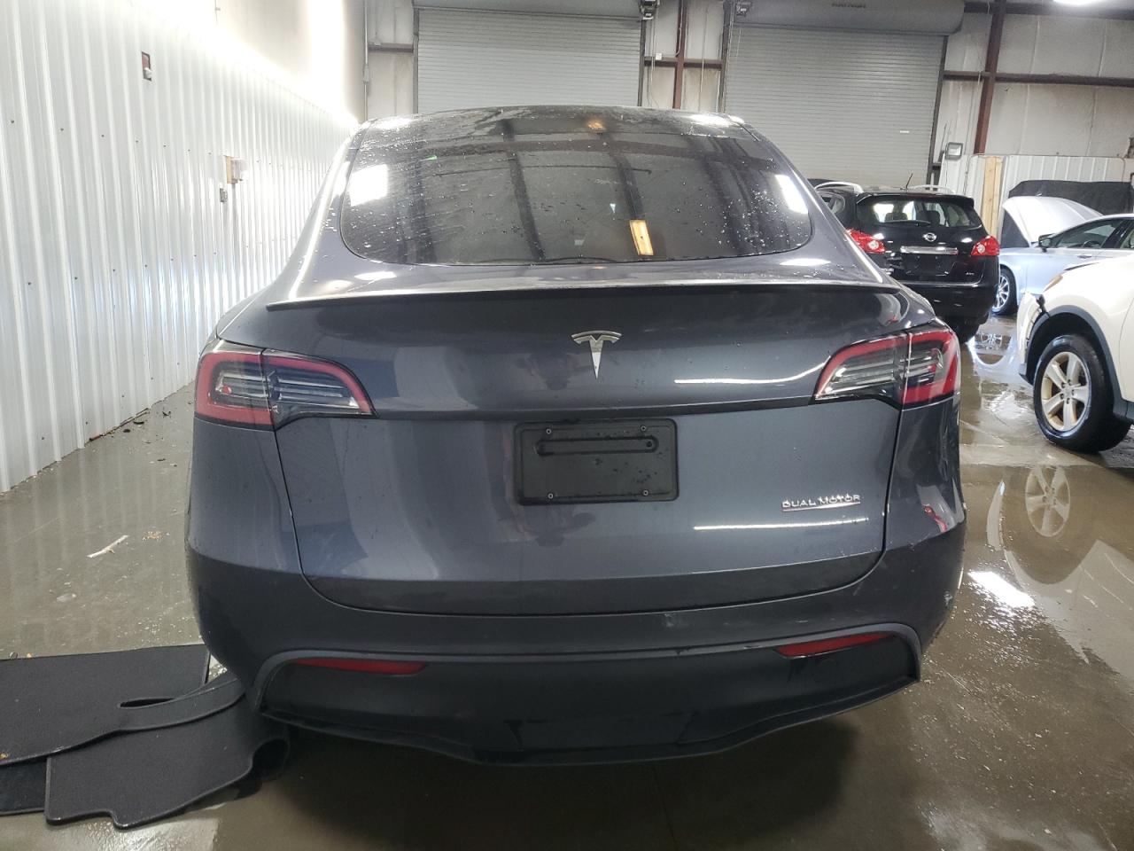2023 Tesla Model Y VIN: 7SAYGDEF7PF938675 Lot: 92172965