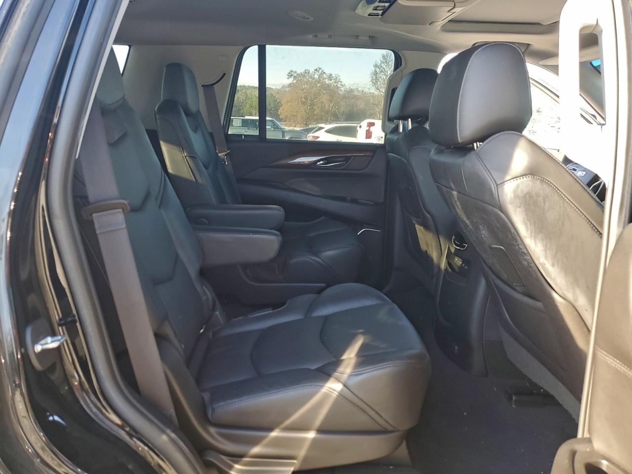 2018 Cadillac Escalade Luxury VIN: 1GYS3BKJ6JR245619 Lot: 94460455