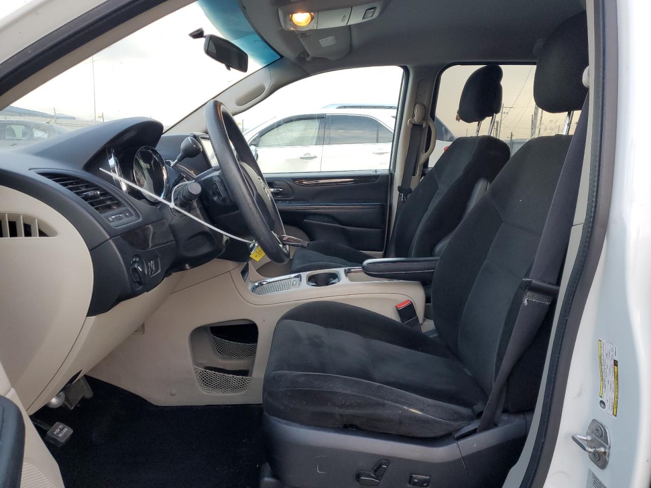 2016 Dodge Grand Caravan Sxt VIN: 2C4RDGCG1GR352419 Lot: 93859085