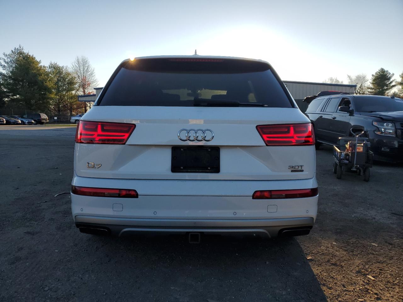 2017 Audi Q7 Prestige VIN: WA1VAAF74HD003768 Lot: 93189495