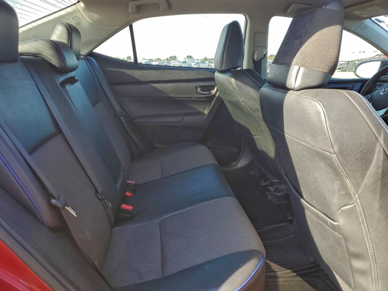 2017 Toyota Corolla L VIN: 5YFBURHE7HP646736 Lot: 94578145