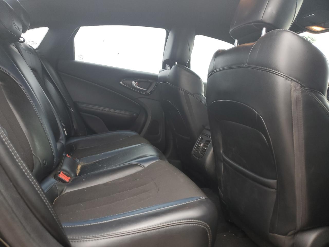 2015 Chrysler 200 S VIN: 1C3CCCBB9FN566601 Lot: 93130795