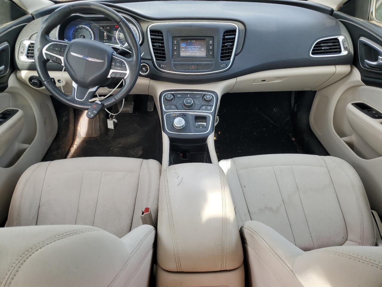 2015 Chrysler 200 Limited VIN: 1C3CCCAB3FN534860 Lot: 92858755