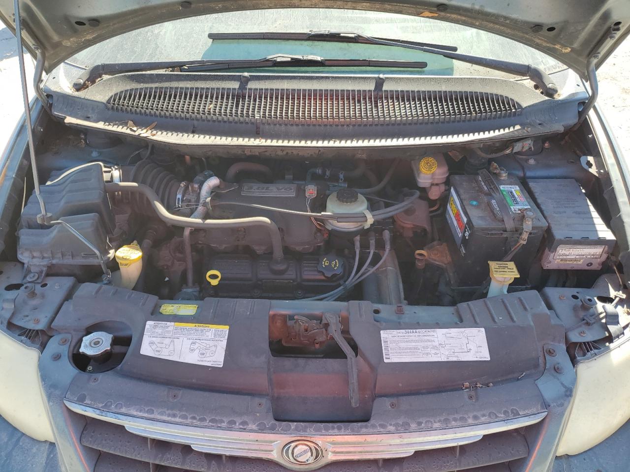 2005 Chrysler Town & Country Touring VIN: 2C4GP54L75R319744 Lot: 92461865