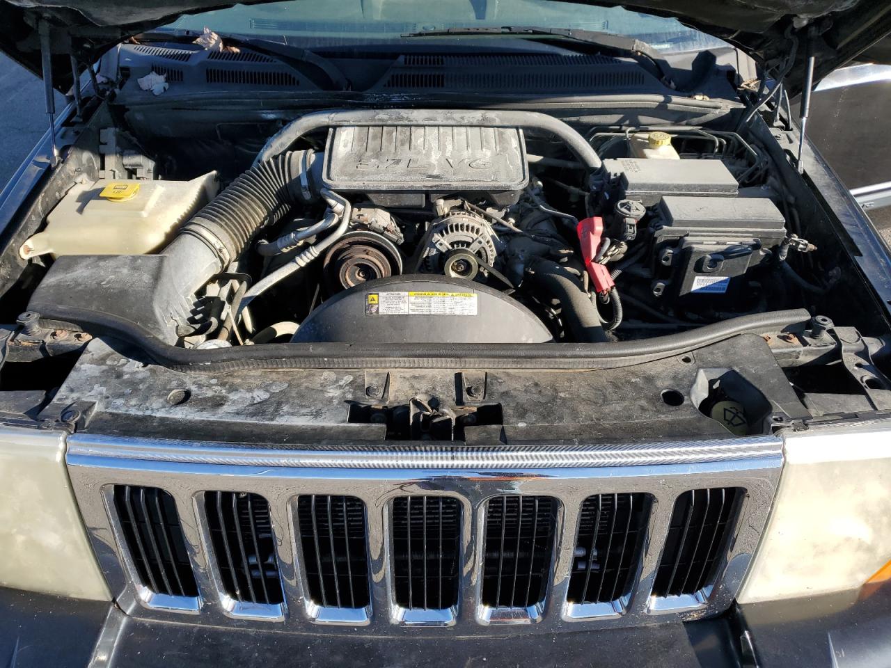 2008 Jeep Commander Sport VIN: 1J8HG48K68C232276 Lot: 92994395