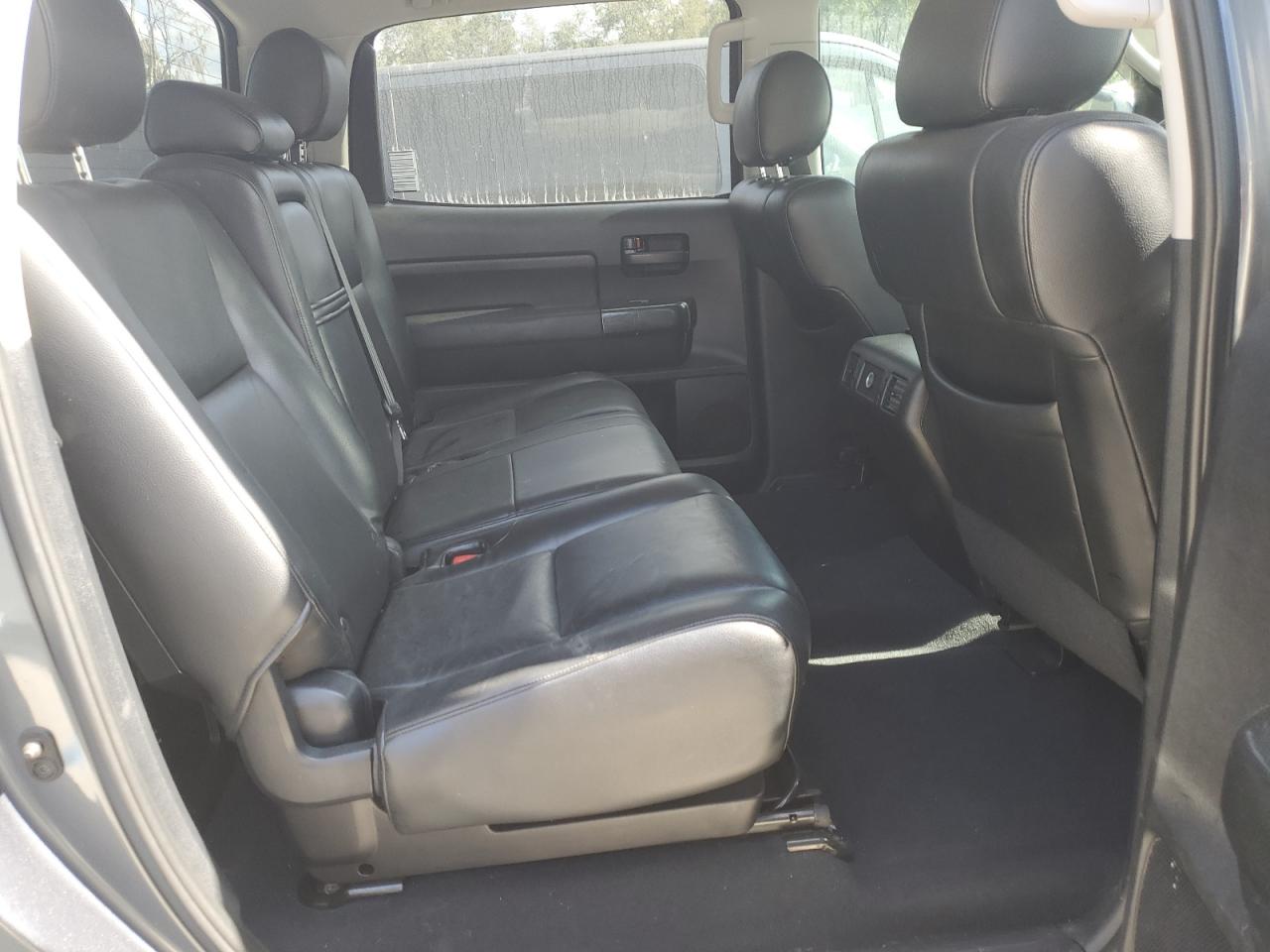 2010 Toyota Tundra Crewmax Sr5 VIN: 5TFEY5F11AX095642 Lot: 93721765