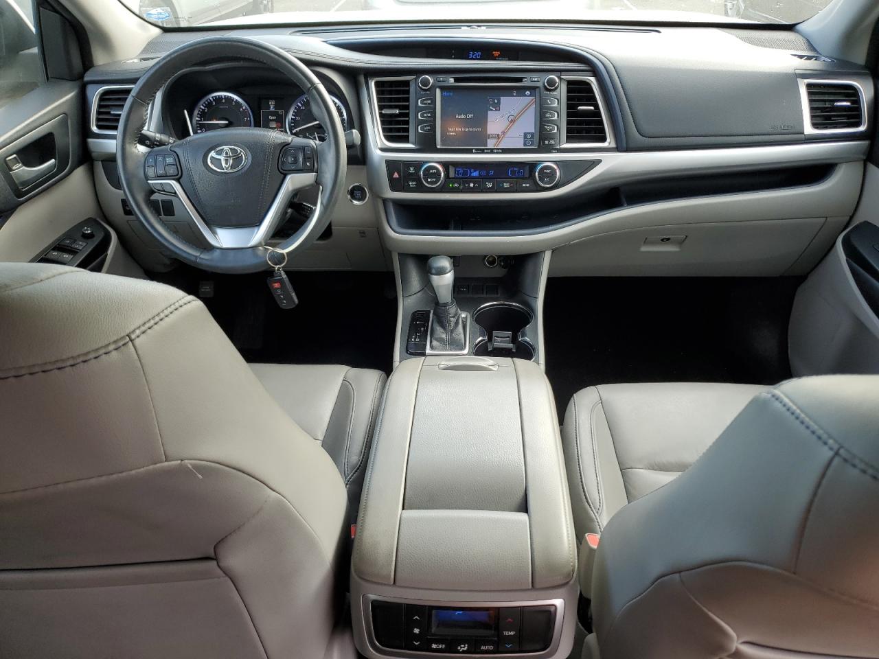 2016 Toyota Highlander Xle VIN: 5TDKKRFH1GS135967 Lot: 89689565