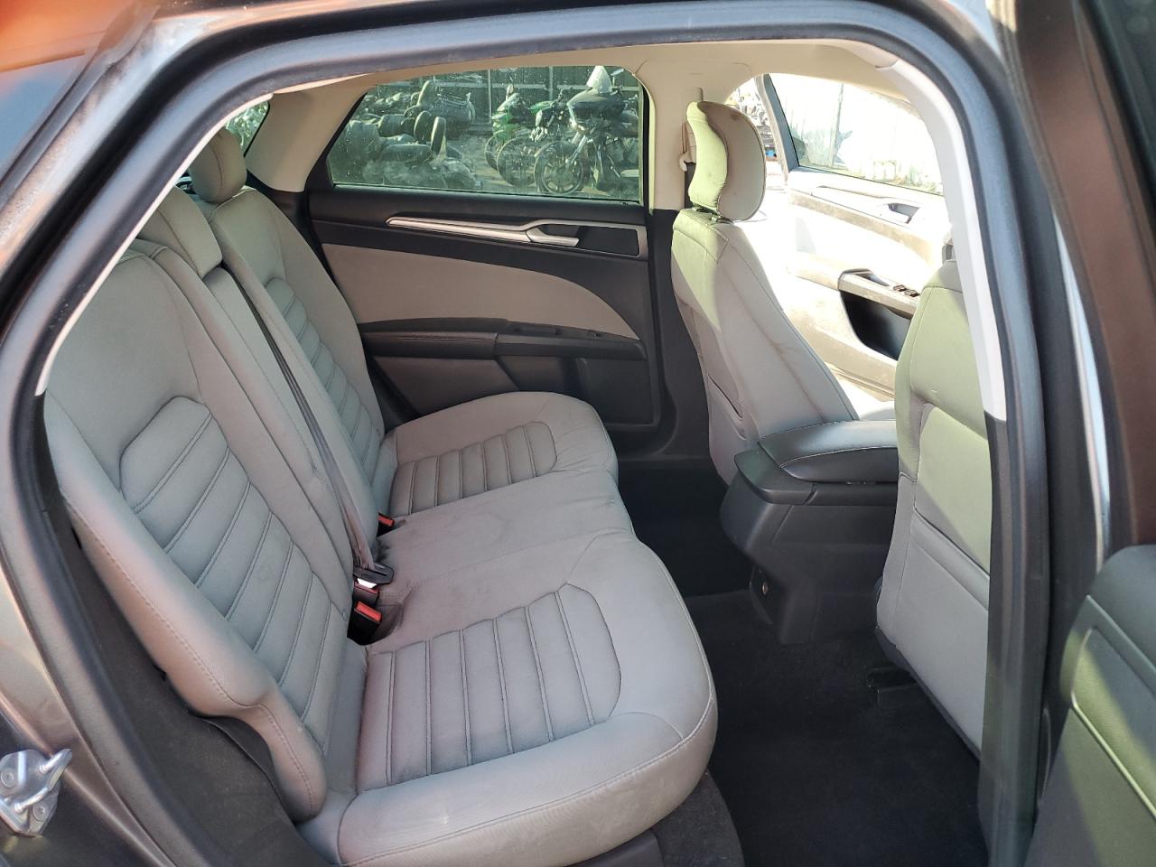 2015 Ford Fusion S VIN: 3FA6P0G73FR191176 Lot: 91575085