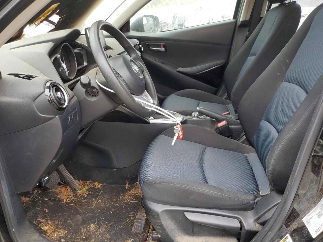 2017 Toyota Yaris Ia VIN: 3MYDLBYV4HY166318 Lot: 92482485