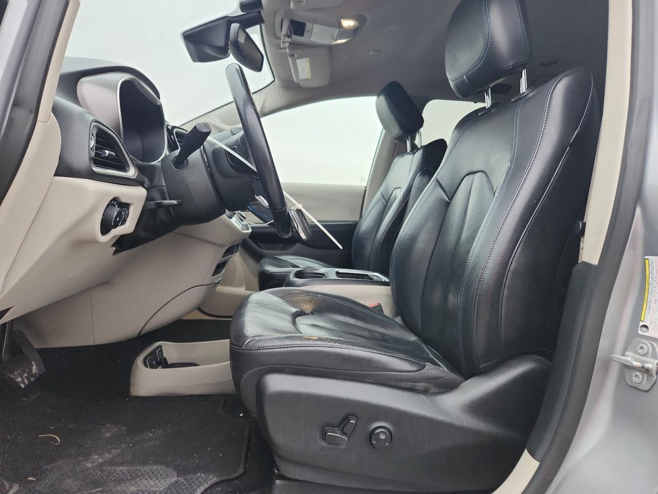 2021 Chrysler Pacifica Touring L VIN: 2C4RC1BG4MR574627 Lot: 91815085