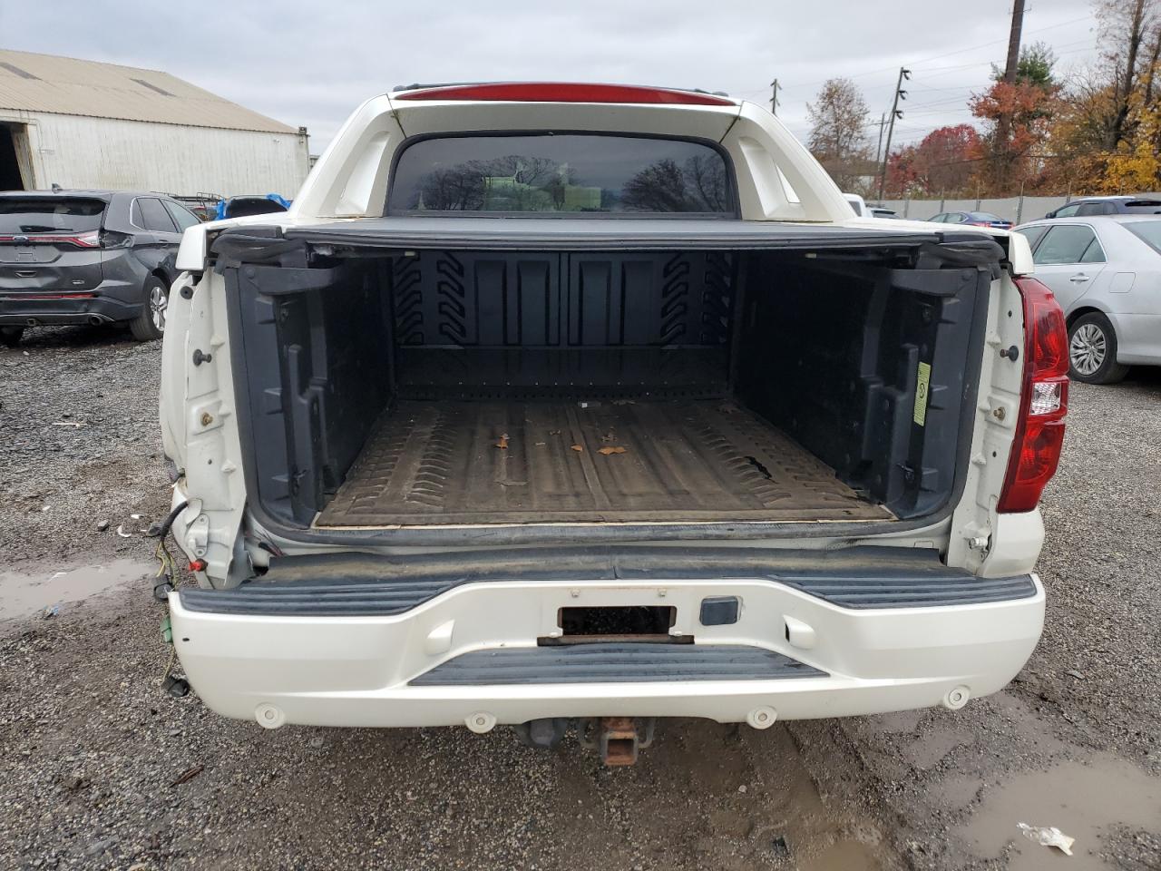 2011 Chevrolet Avalanche Ltz VIN: 3GNTKGE35BG342388 Lot: 91661585