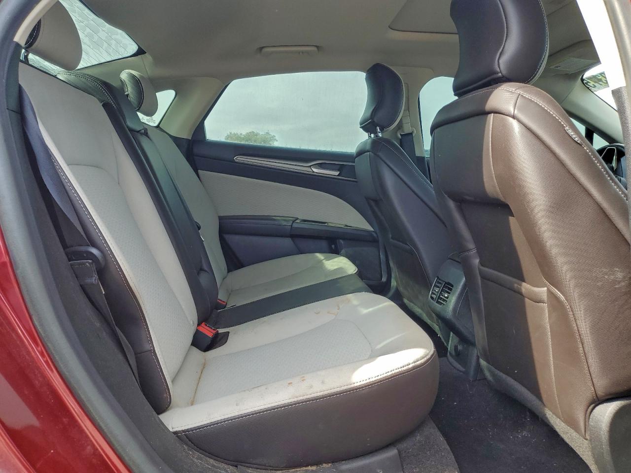 2019 Ford Fusion Se VIN: 3FA6P0HD7KR130413 Lot: 93839375