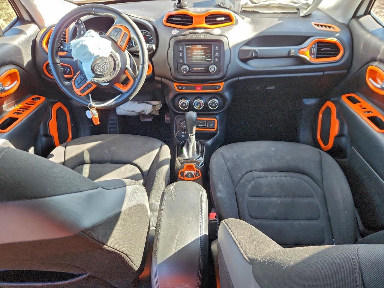 2017 Jeep Renegade Latitude VIN: ZACCJBBB4HPG47656 Lot: 94280025