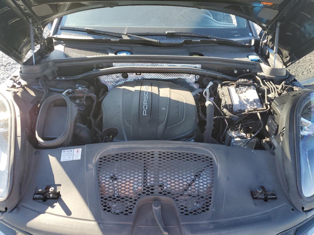 2019 Porsche Macan VIN: WP1AA2A55KLB03342 Lot: 93757295